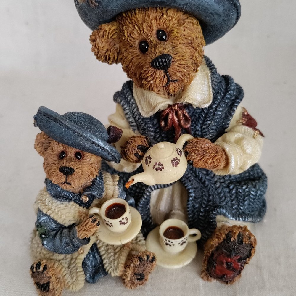 Boyd Bears & Friends 22000-21 Catherine and Caitlin  Berriweather Fine Cup of Te